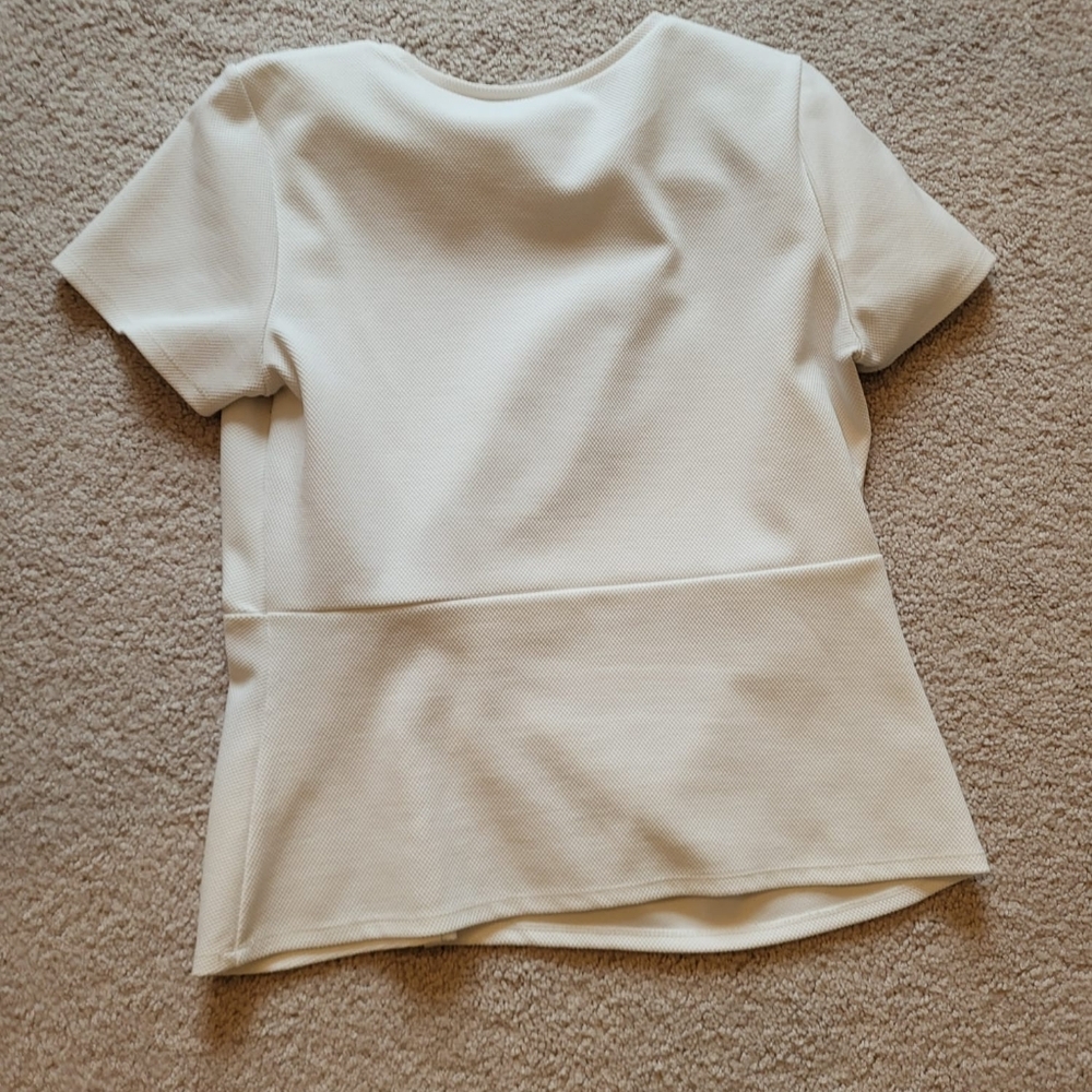 Peplum knot detail short sleeve blouse - Picture 2 of 3